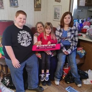 Meet your Posher, Joni